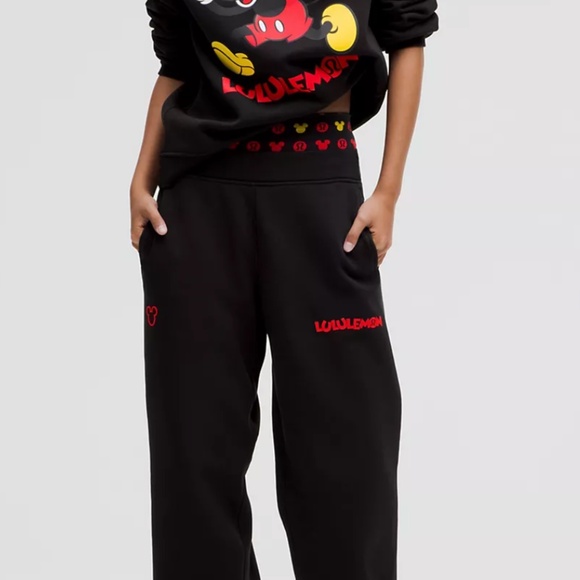 Disney x Lululemon heavy fleece sweatpants women’s size Large NWT
